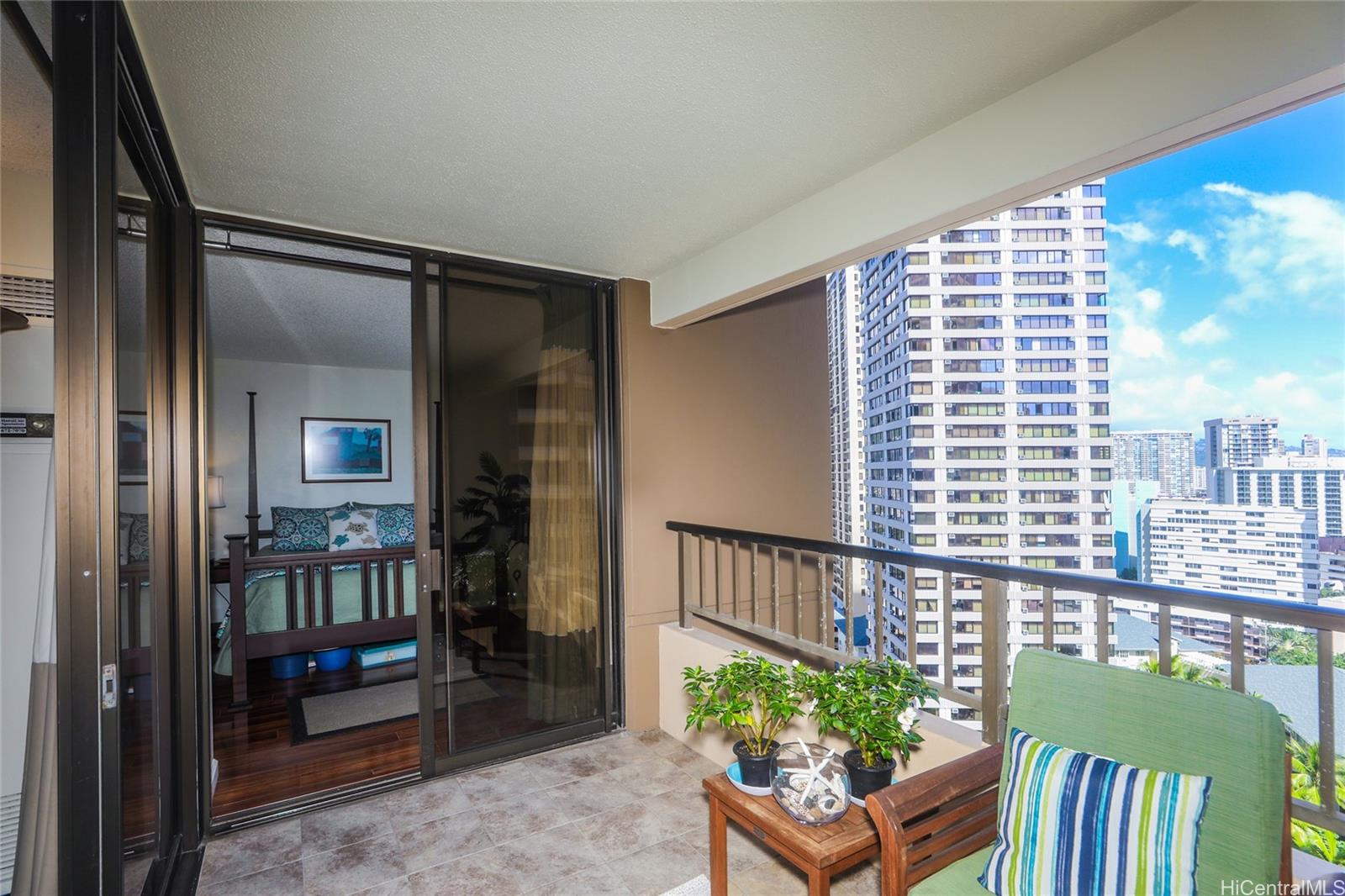 Discovery Bay condo # 1907, Honolulu, Hawaii - photo 15 of 25