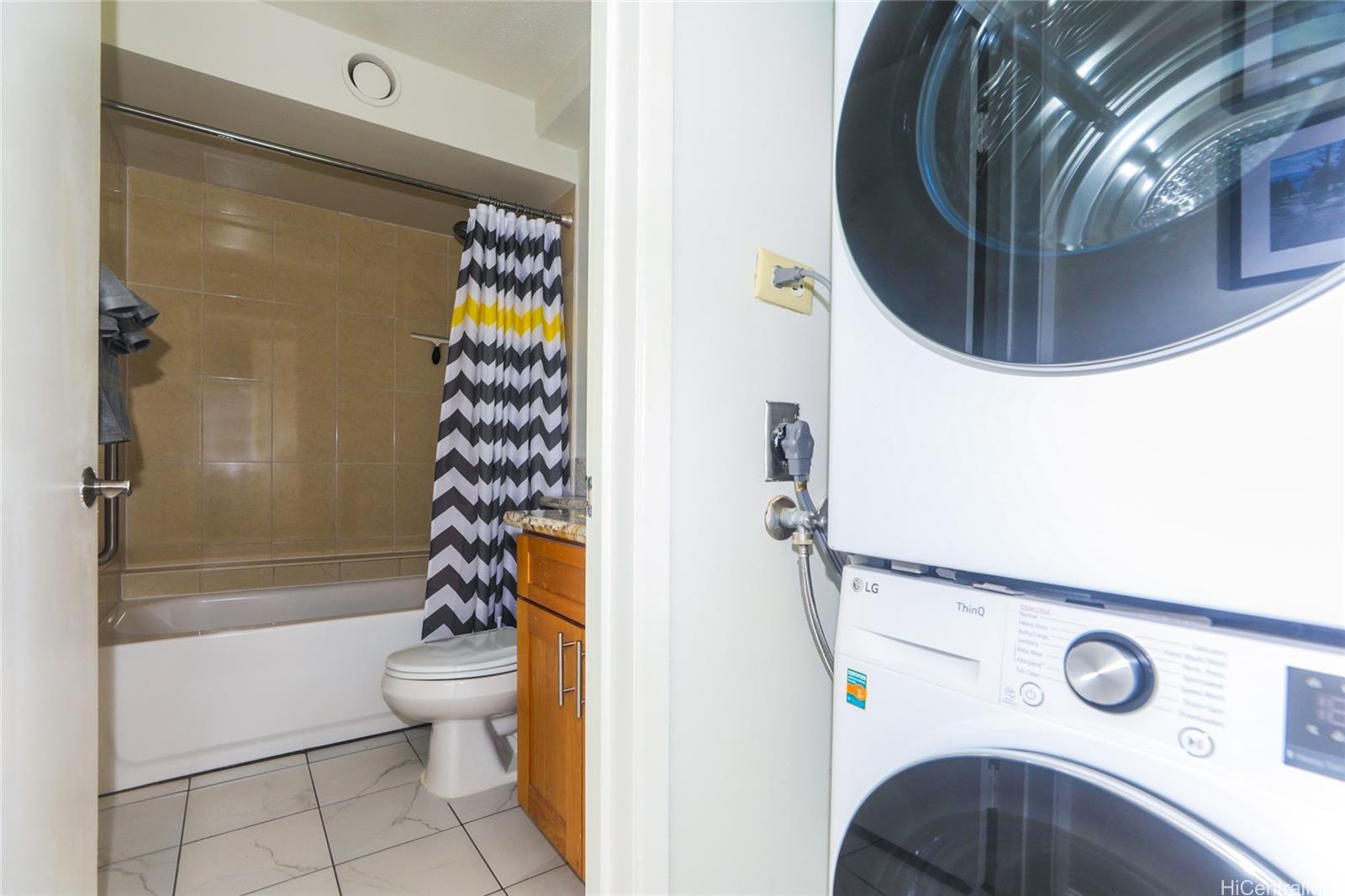 Discovery Bay condo # 1907, Honolulu, Hawaii - photo 18 of 25