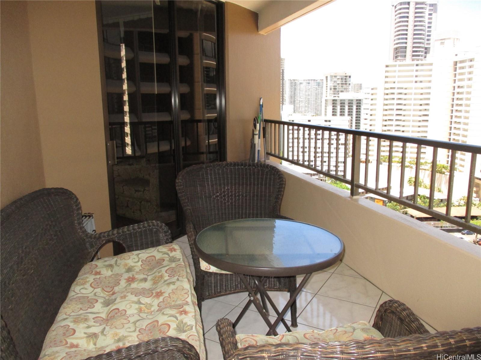 Discovery Bay condo # 1909, Honolulu, Hawaii - photo 8 of 25