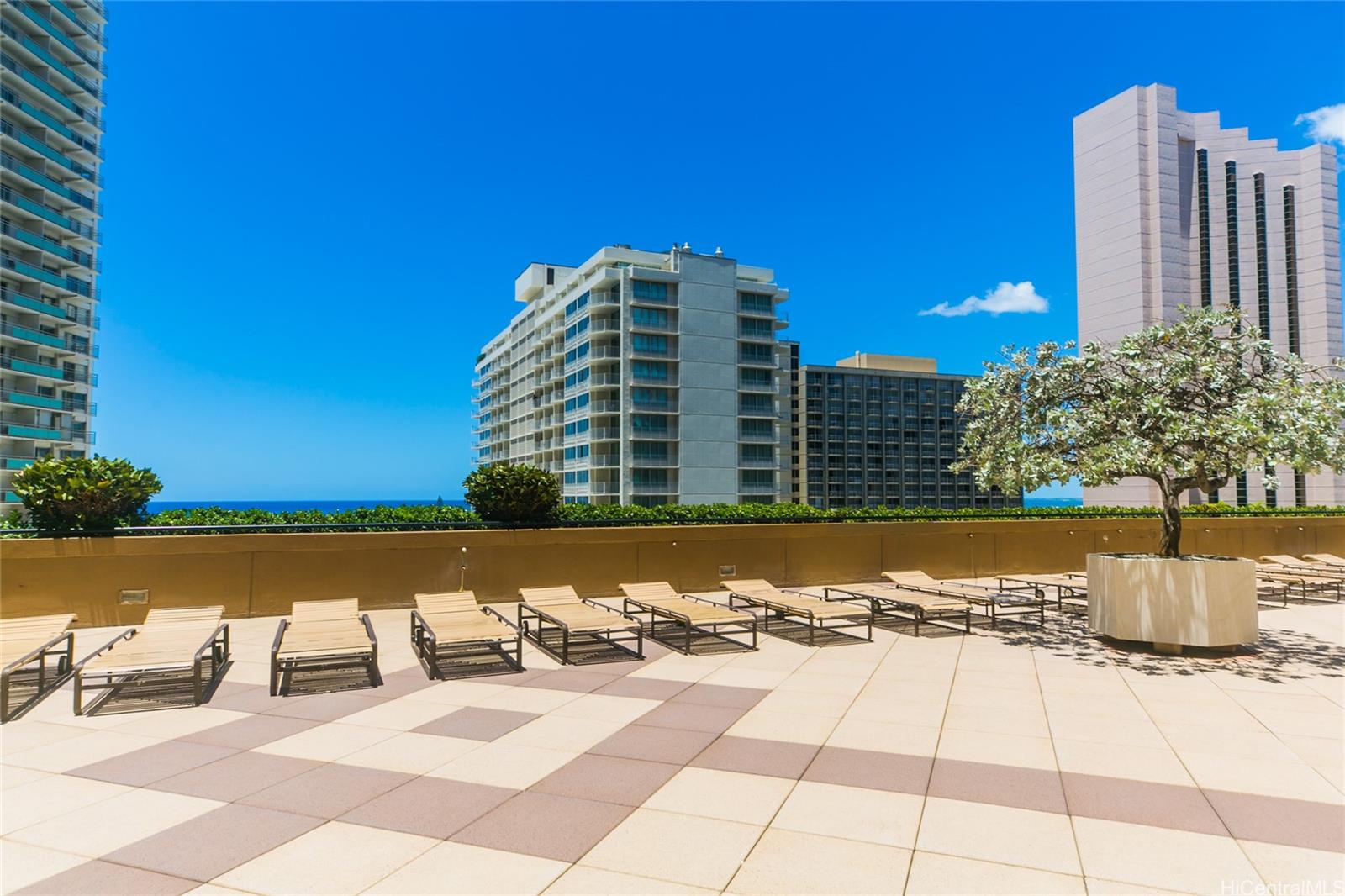 Discovery Bay condo # 2110, Honolulu, Hawaii - photo 23 of 25