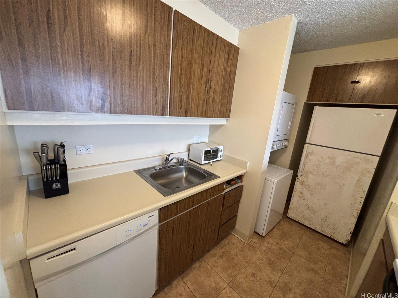 1778 Ala Moana Blvd Honolulu - Rental - photo 6 of 16