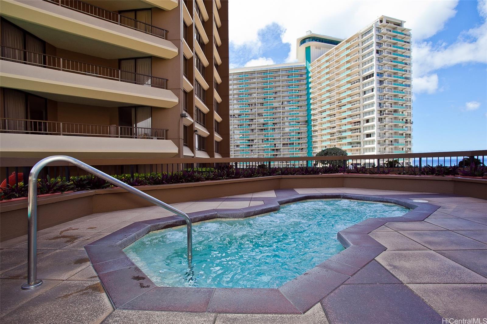 Discovery Bay condo # 2414, Honolulu, Hawaii - photo 22 of 25