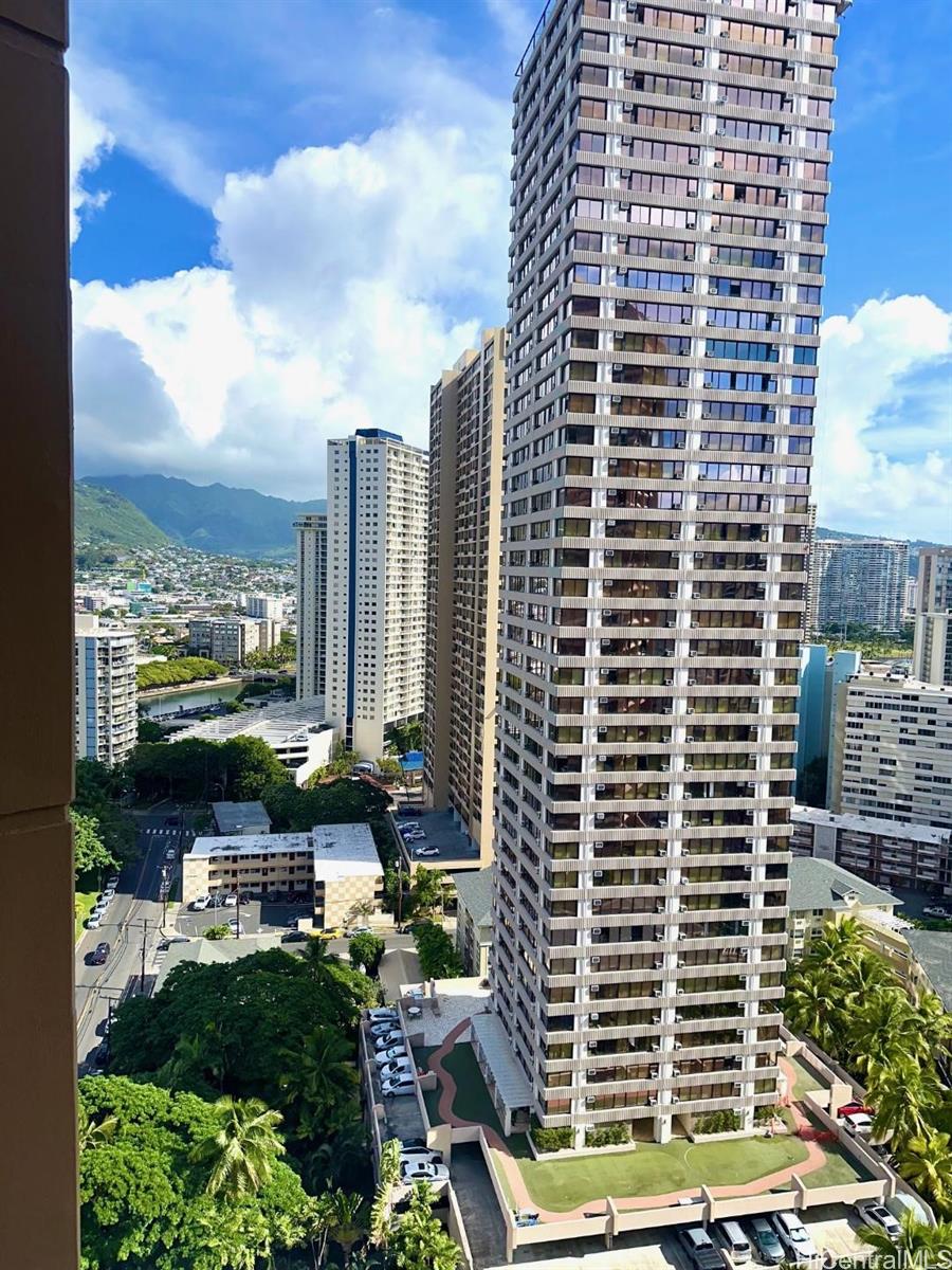 Discovery Bay condo # 2507, Honolulu, Hawaii - photo 13 of 25