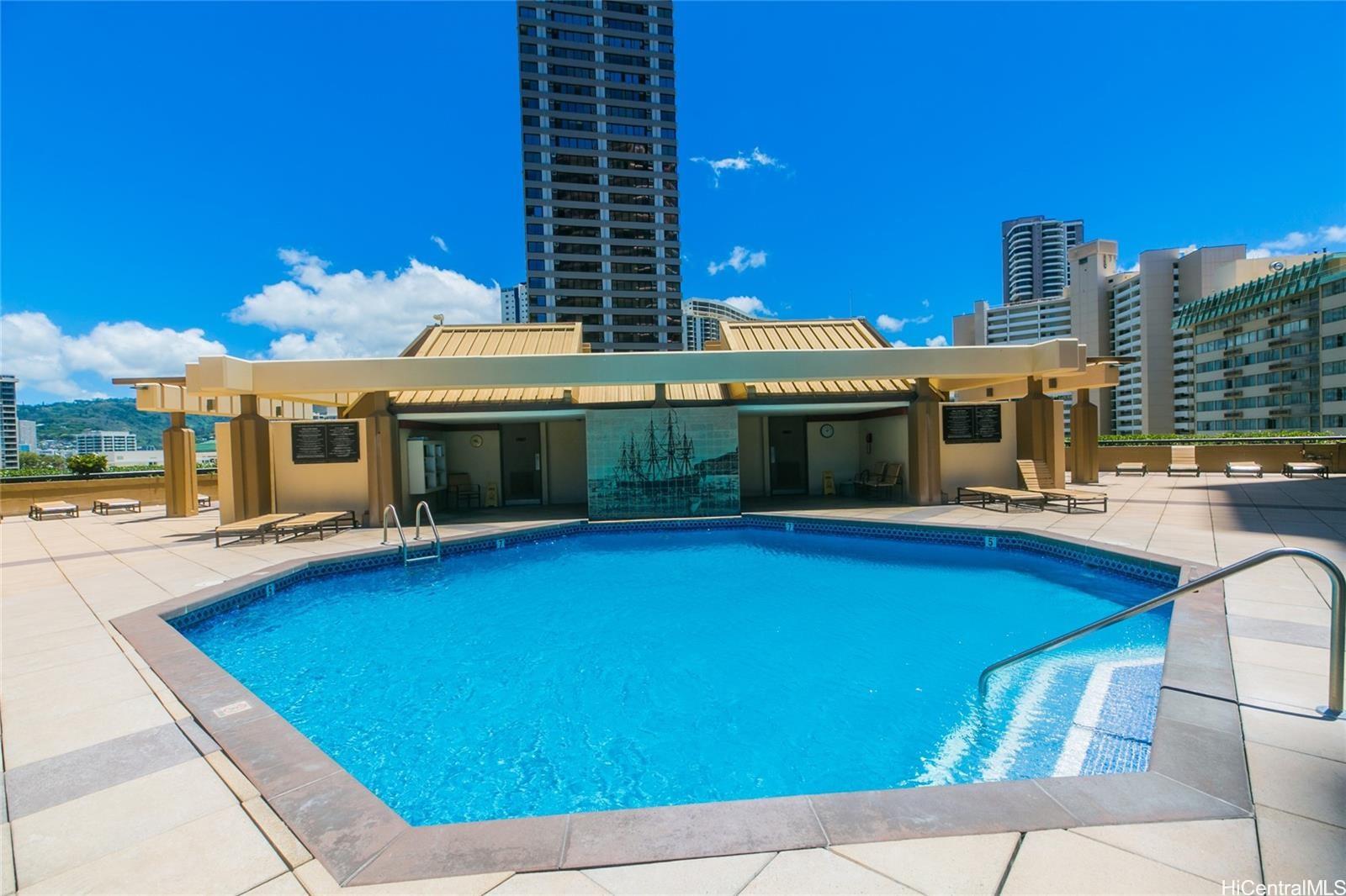 Discovery Bay condo # 2507, Honolulu, Hawaii - photo 15 of 21