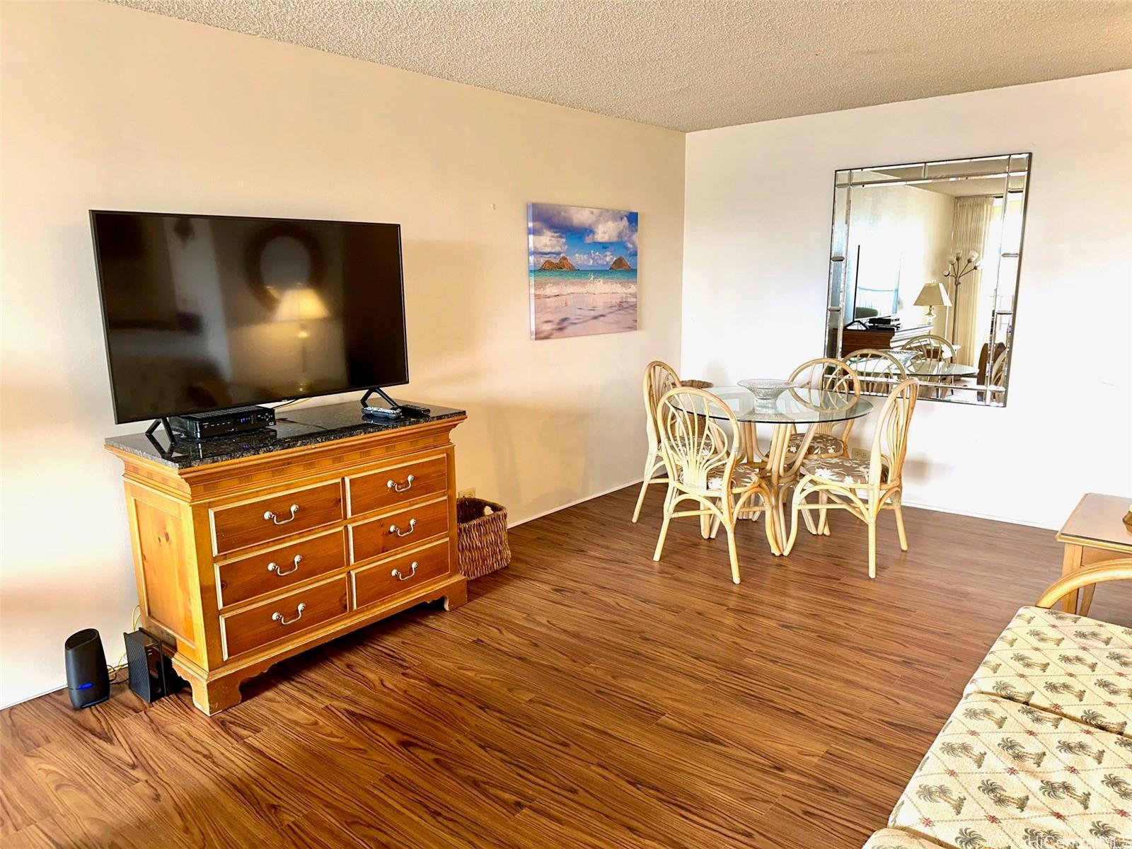 Discovery Bay condo # 2507, Honolulu, Hawaii - photo 3 of 21