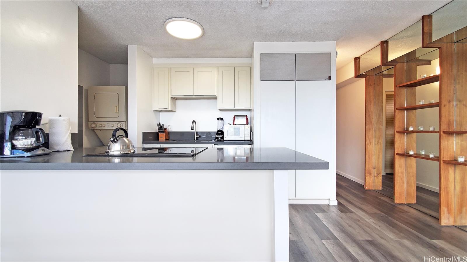 Discovery Bay condo # 2515, Honolulu, Hawaii - photo 5 of 12