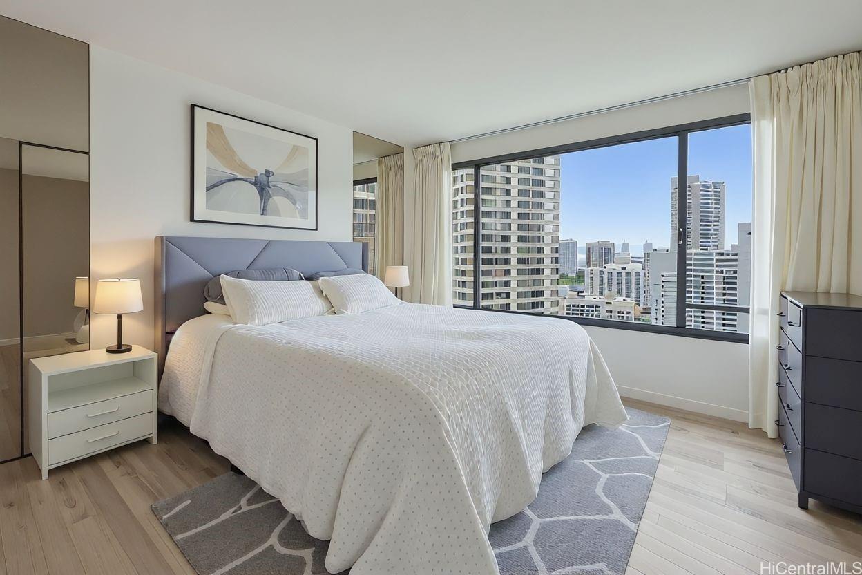 Discovery Bay condo # 2607, Honolulu, Hawaii - photo 4 of 17