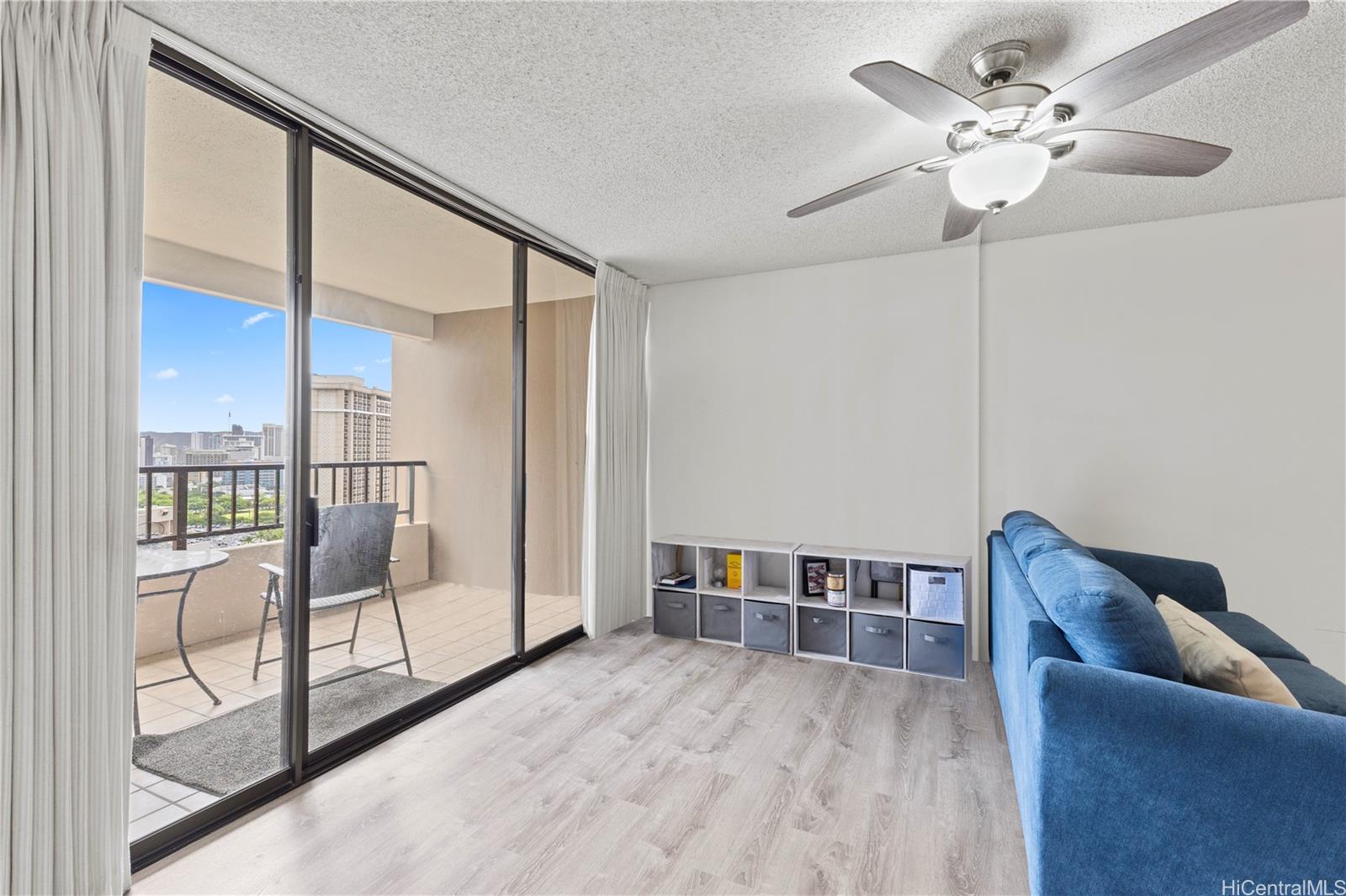 Discovery Bay condo # 2607, Honolulu, Hawaii - photo 9 of 17