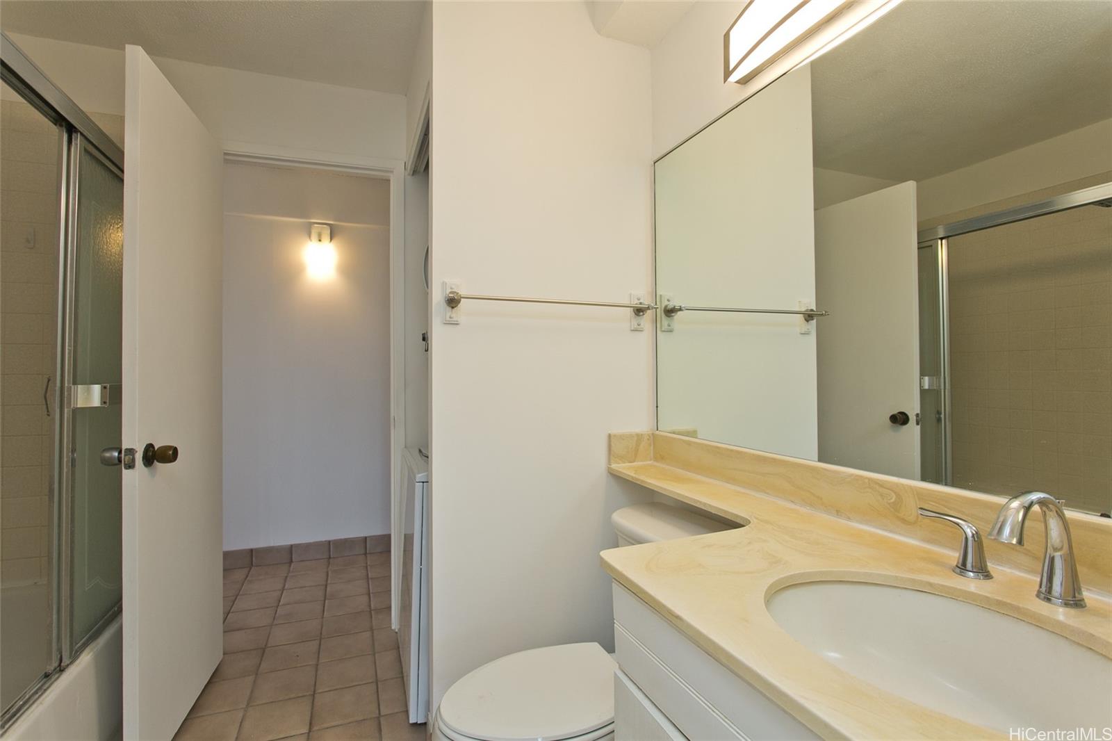 Discovery Bay condo # 2809, Honolulu, Hawaii - photo 11 of 13