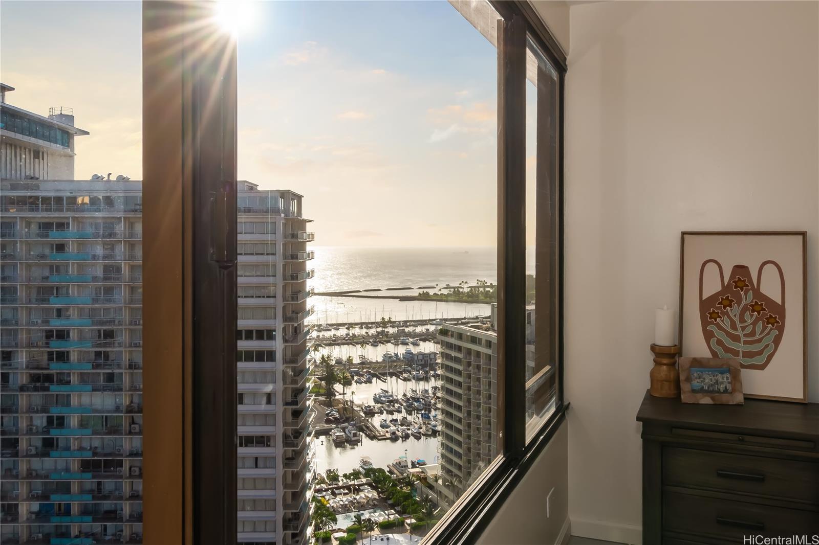 Discovery Bay condo # 2814, Honolulu, Hawaii - photo 17 of 25