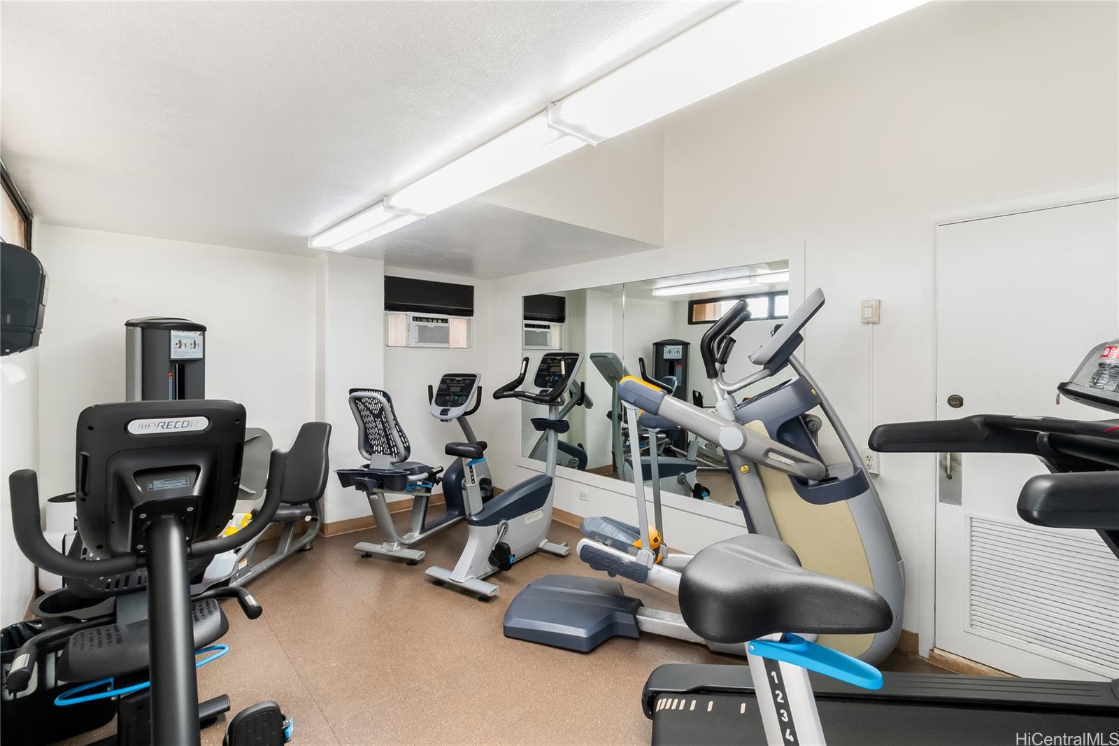 Discovery Bay condo # 2814, Honolulu, Hawaii - photo 25 of 25