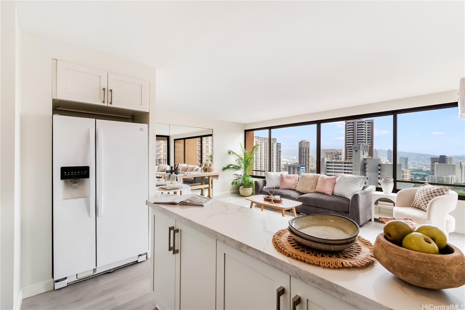 Discovery Bay condo # 2814, Honolulu, Hawaii - photo 7 of 25