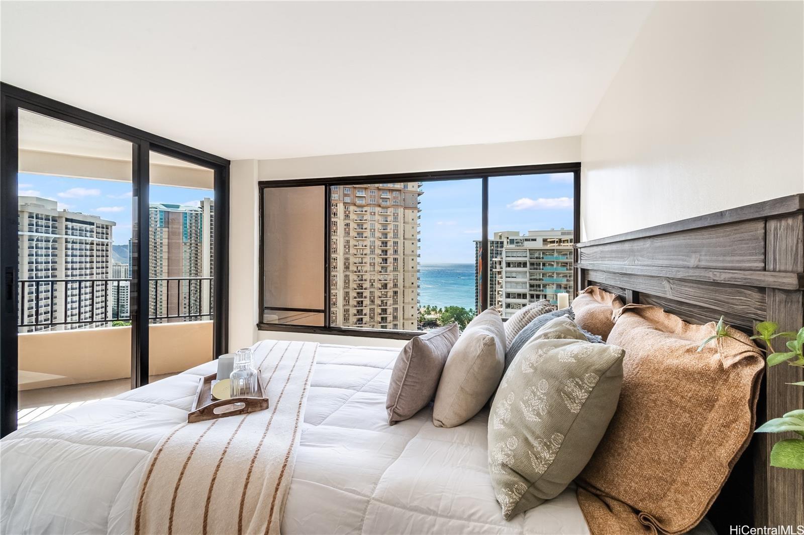 Discovery Bay condo # 2814, Honolulu, Hawaii - photo 2 of 24