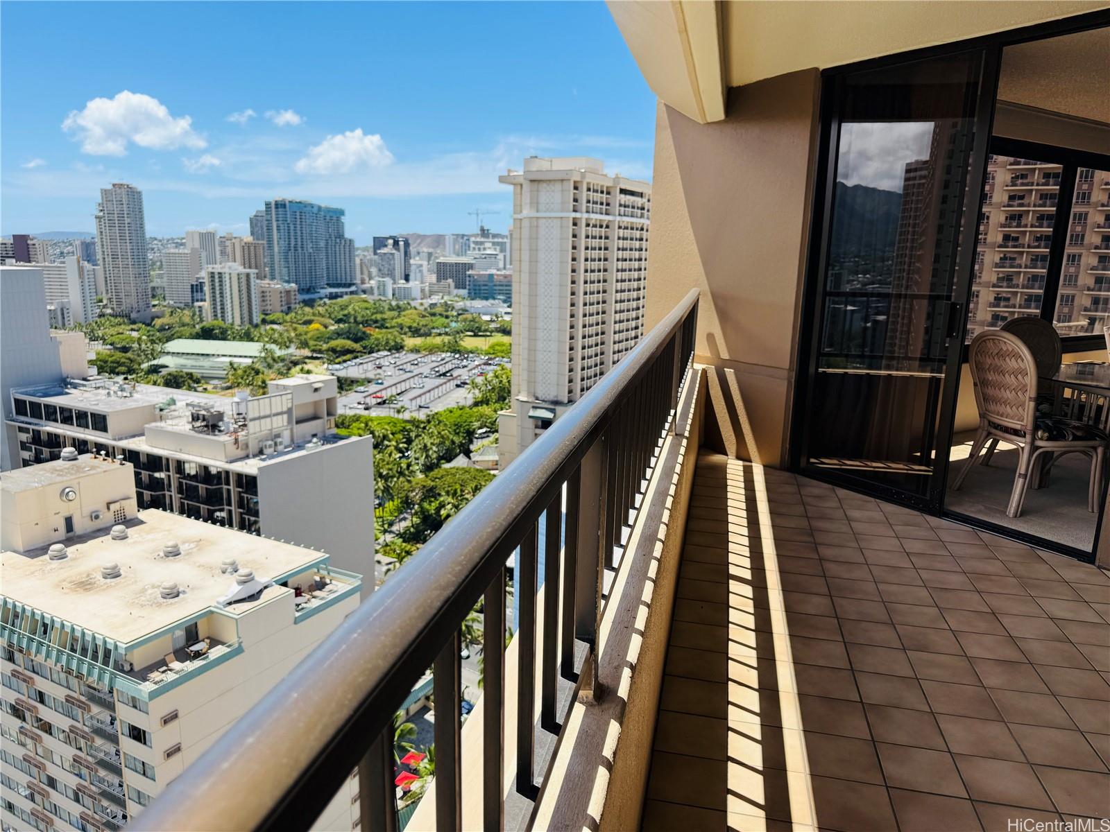 Discovery Bay condo # 2816, Honolulu, Hawaii - photo 4 of 13
