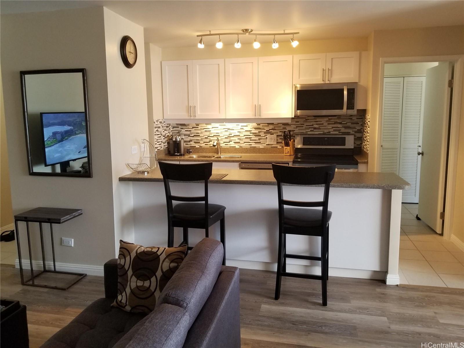 Discovery Bay condo # 2818, Honolulu, Hawaii - photo 2 of 20