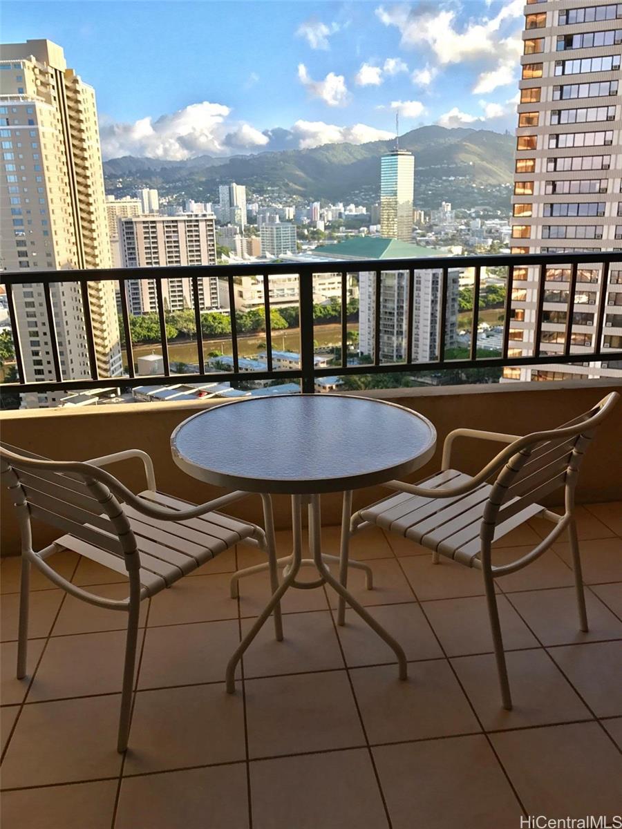 Discovery Bay condo # 2818, Honolulu, Hawaii - photo 14 of 20