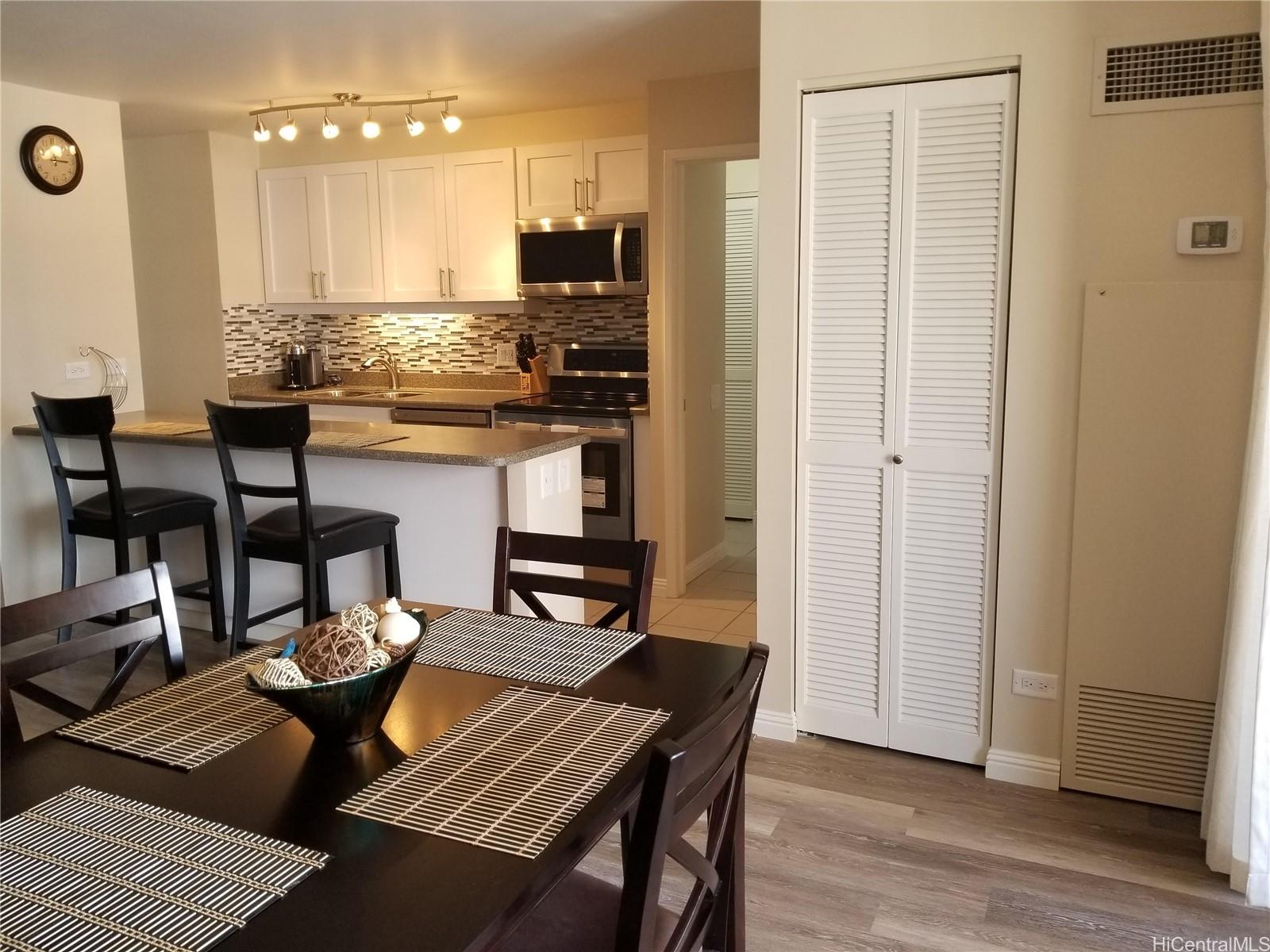 Discovery Bay condo # 2818, Honolulu, Hawaii - photo 6 of 20