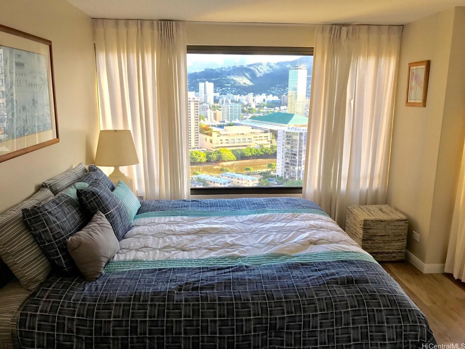 Discovery Bay condo # 2818, Honolulu, Hawaii - photo 10 of 20