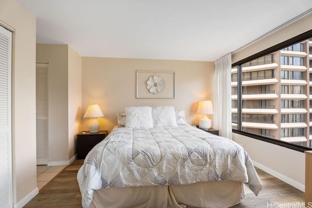 Discovery Bay condo # 2818, Honolulu, Hawaii - photo 10 of 23