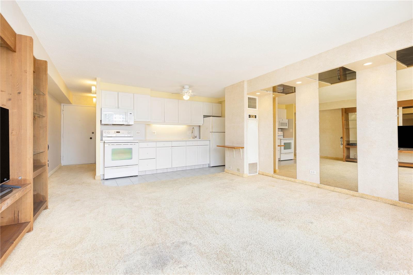 Discovery Bay condo # 3205, Honolulu, Hawaii - photo 13 of 25