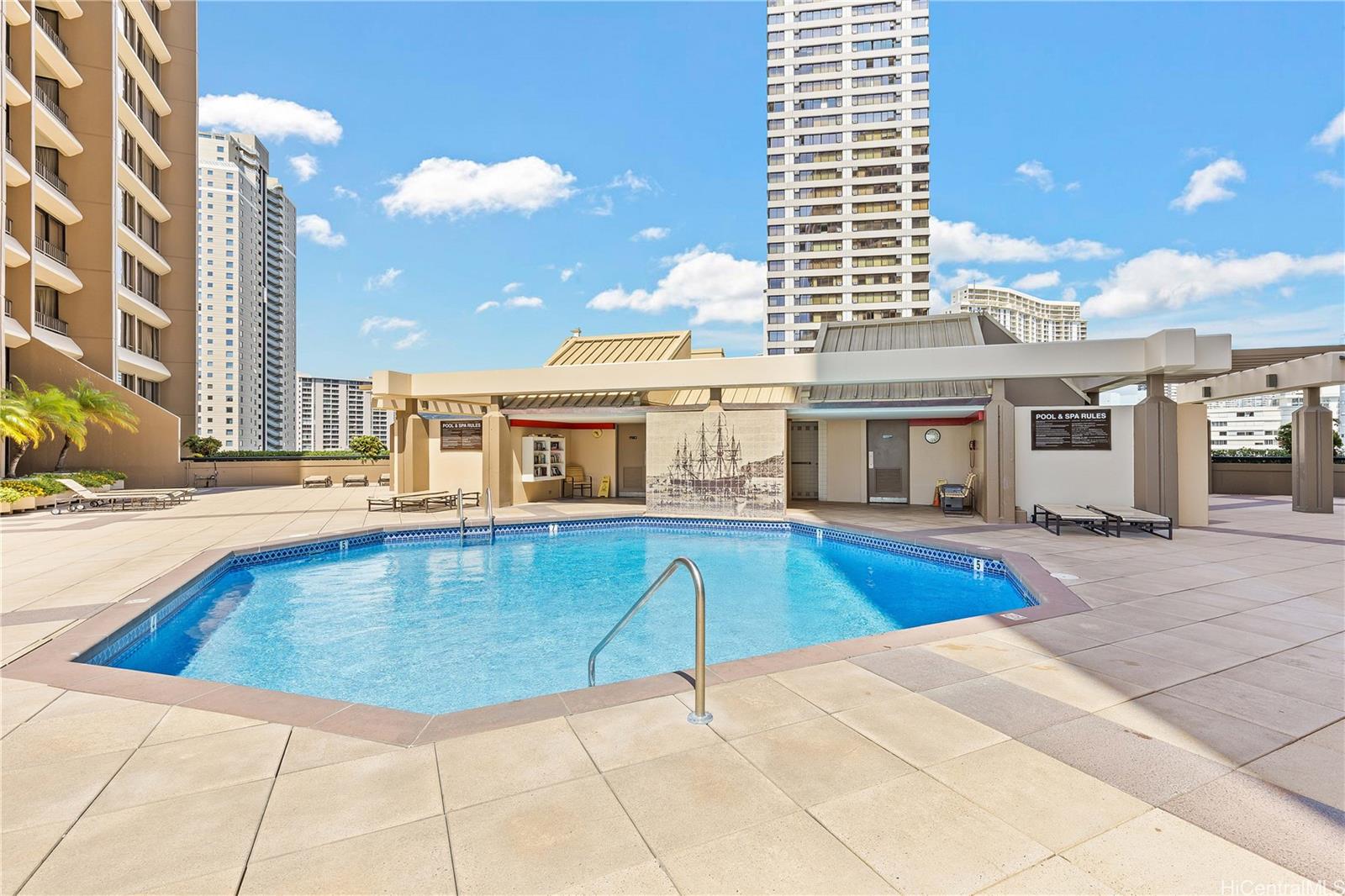 Discovery Bay condo # 3205, Honolulu, Hawaii - photo 21 of 25