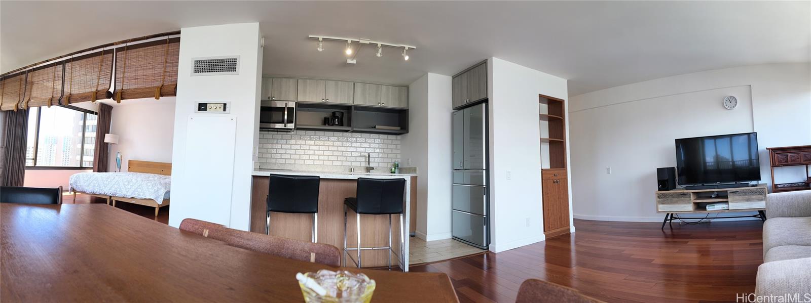 Discovery Bay condo # 3306, Honolulu, Hawaii - photo 7 of 25