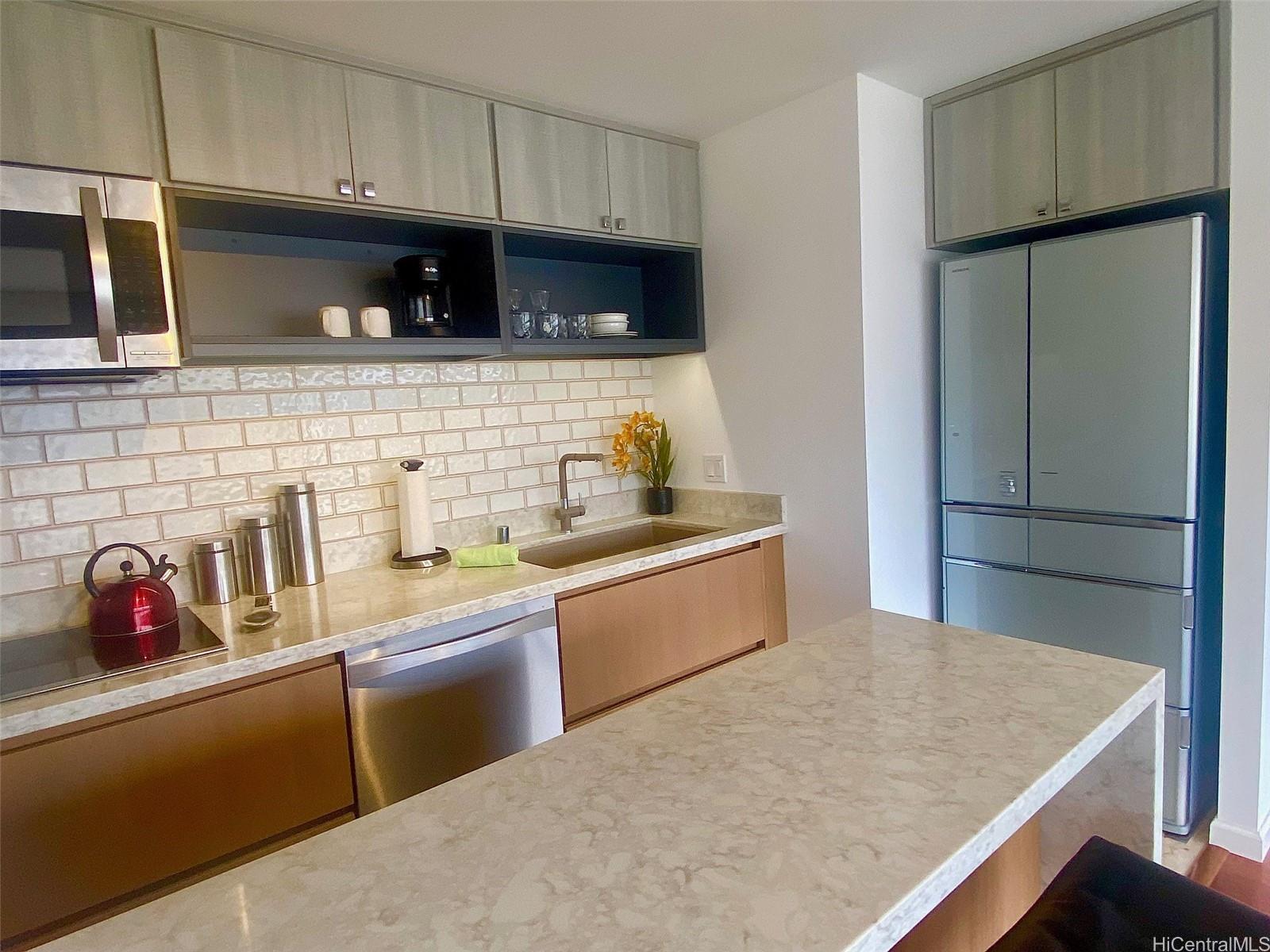Discovery Bay condo # 3306, Honolulu, Hawaii - photo 12 of 24