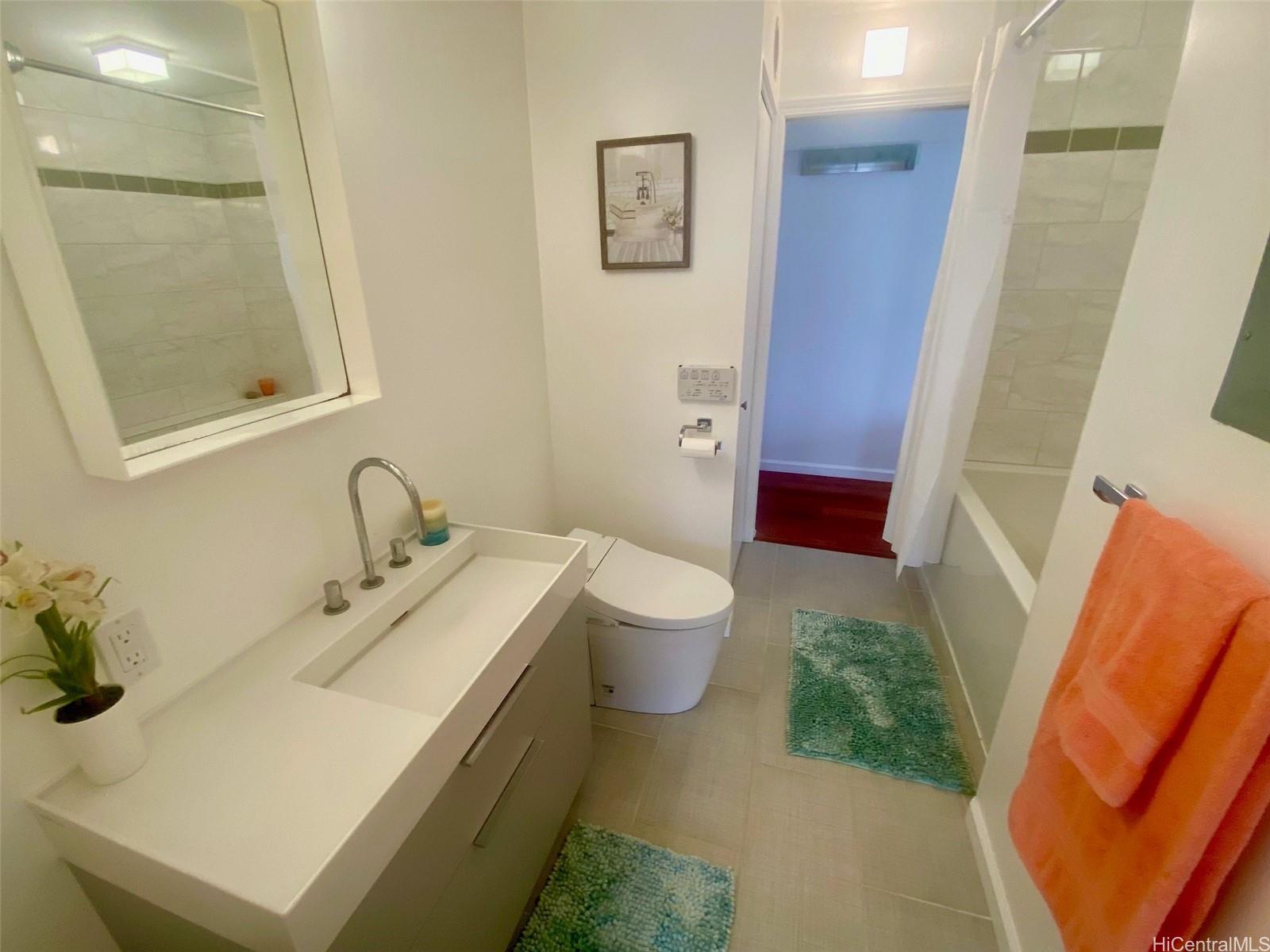 Discovery Bay condo # 3306, Honolulu, Hawaii - photo 14 of 24