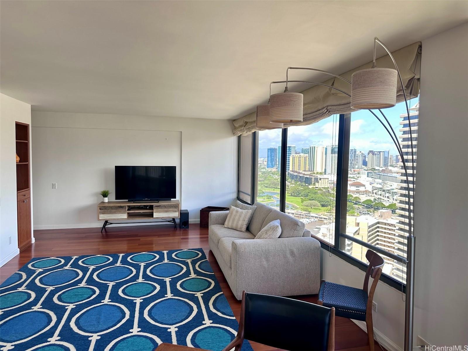 Discovery Bay condo # 3306, Honolulu, Hawaii - photo 3 of 24
