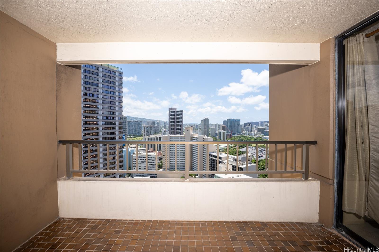 Discovery Bay condo # 3308, Honolulu, Hawaii - photo 6 of 13