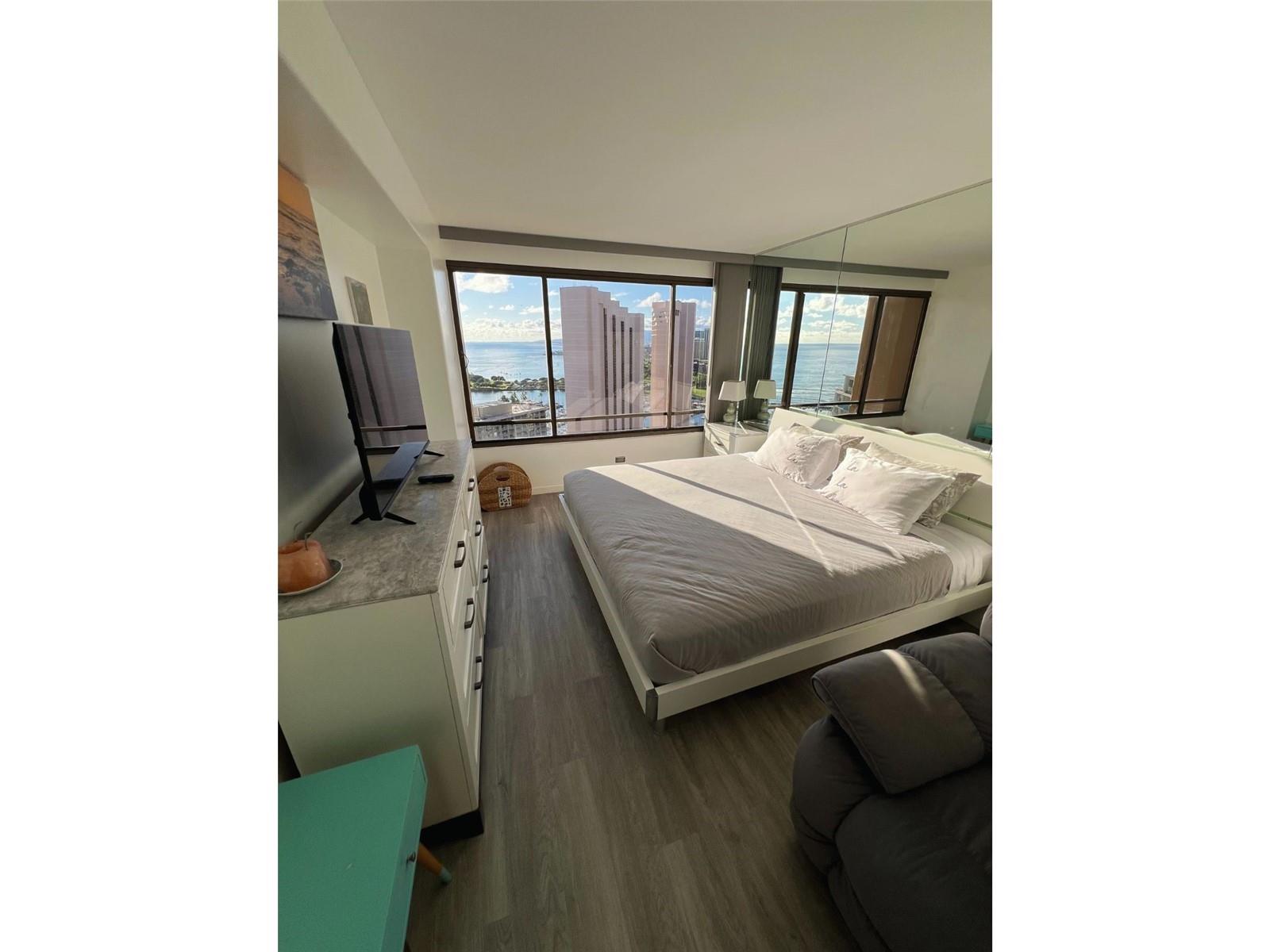 Discovery Bay condo # 3311, Honolulu, Hawaii - photo 9 of 25