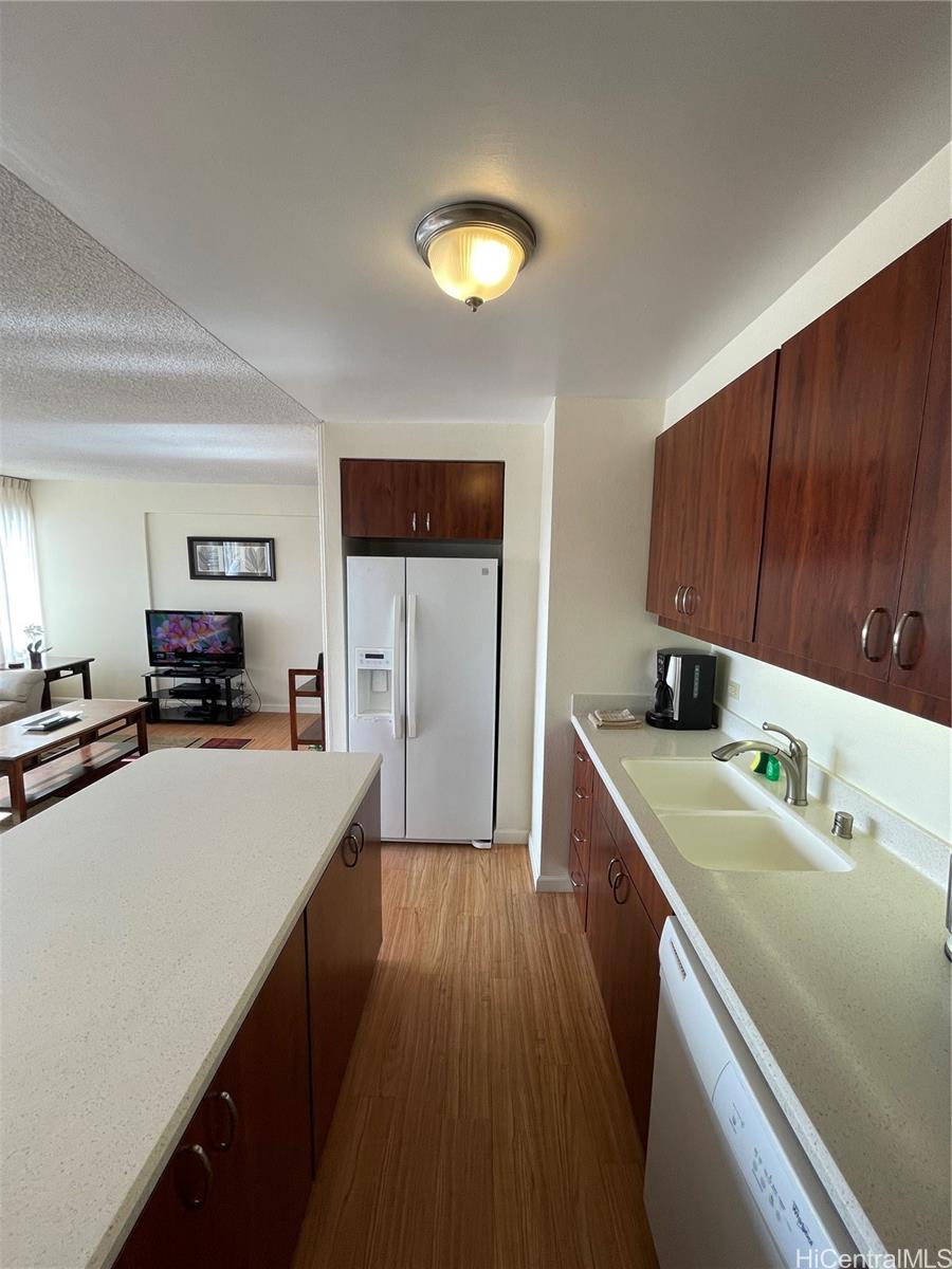 Discovery Bay condo # 3316, Honolulu, Hawaii - photo 12 of 25