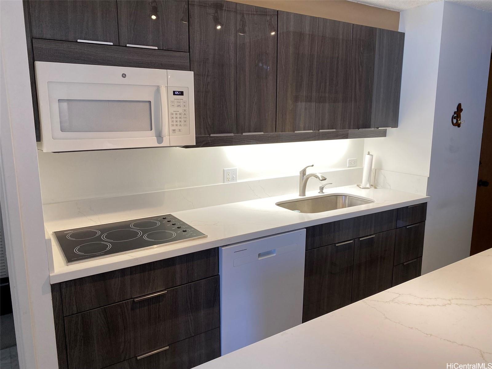 1778 Ala Moana Blvd Honolulu - Rental - photo 8 of 25