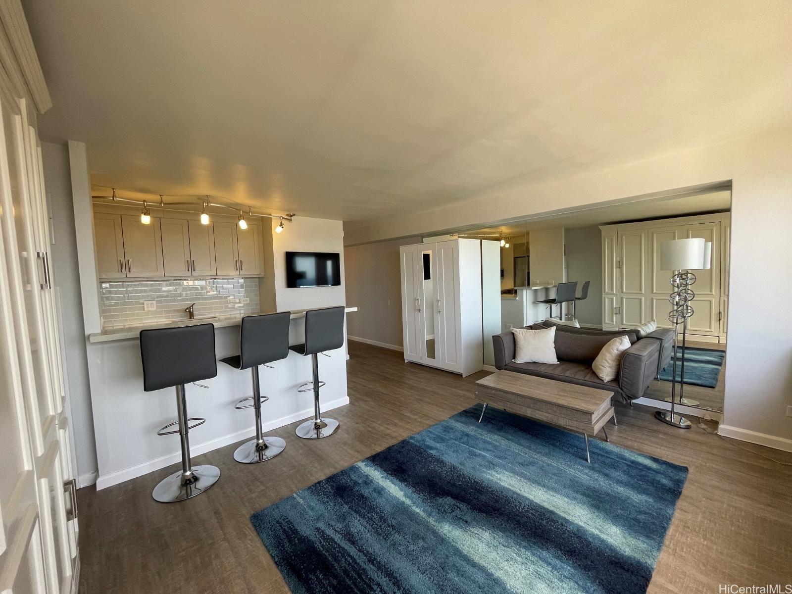 1778 Ala Moana Blvd Honolulu - Rental - photo 2 of 11