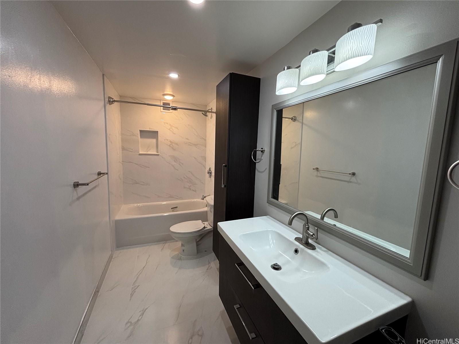 1778 Ala Moana Blvd Honolulu - Rental - photo 6 of 11