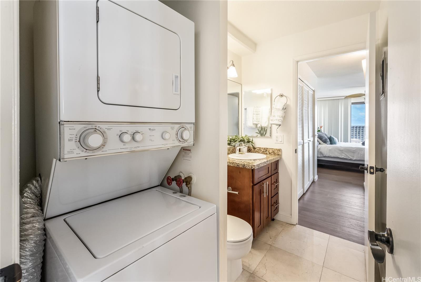 Discovery Bay condo # 3411, Honolulu, Hawaii - photo 13 of 17
