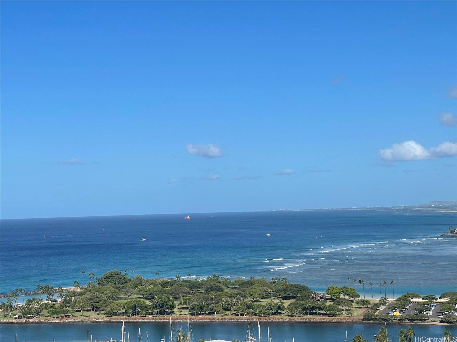 Discovery Bay condo # 3411, Honolulu, Hawaii - photo 14 of 17