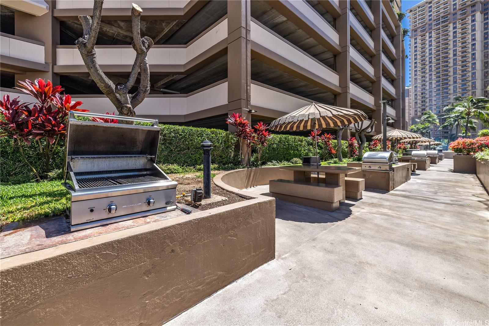 Discovery Bay condo # 3411, Honolulu, Hawaii - photo 17 of 17