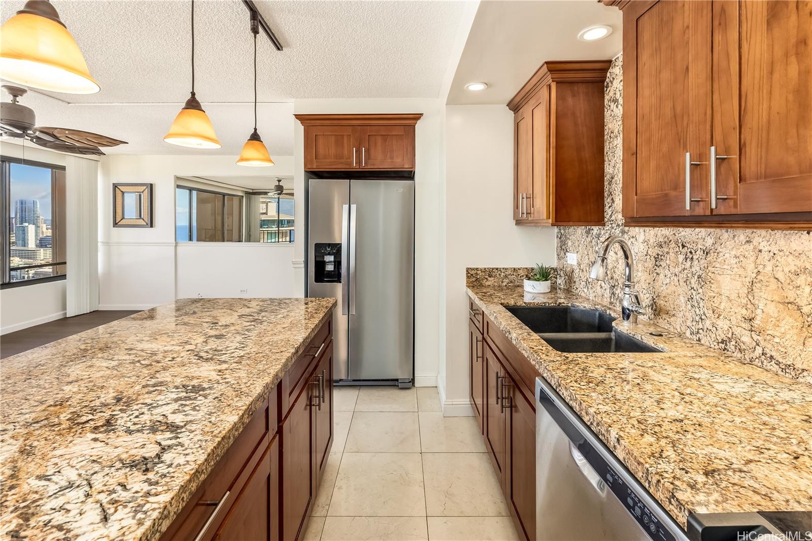 Discovery Bay condo # 3411, Honolulu, Hawaii - photo 6 of 17