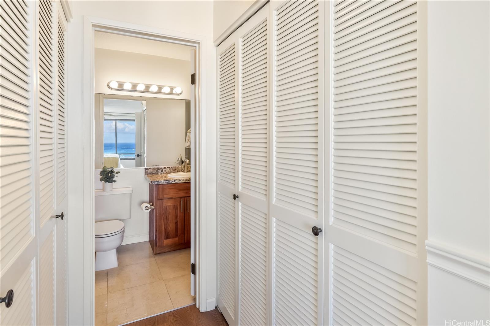 Discovery Bay condo # 3411, Honolulu, Hawaii - photo 9 of 17