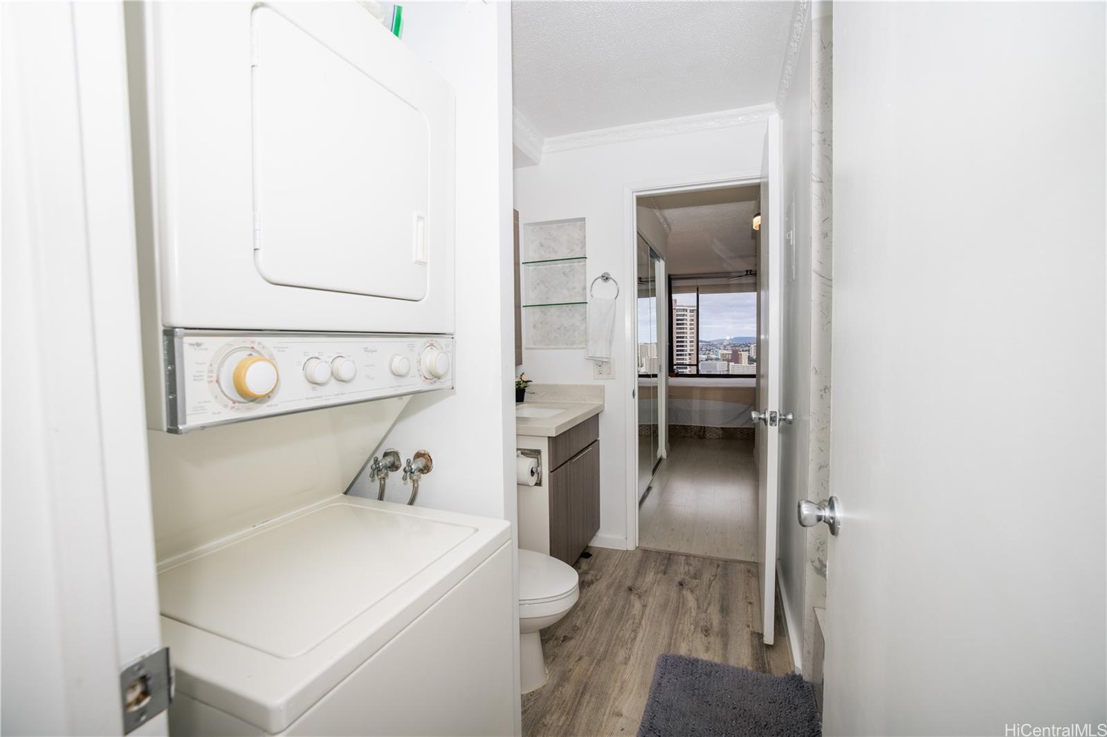 Discovery Bay condo # 3509, Honolulu, Hawaii - photo 13 of 18