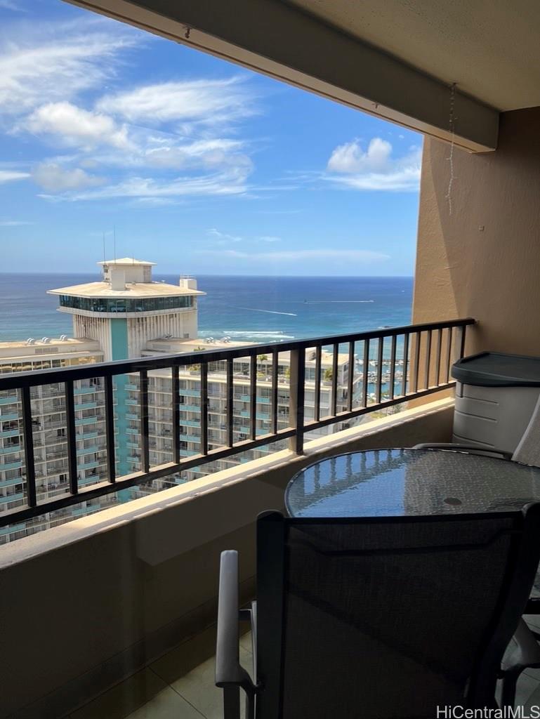 Discovery Bay condo # 3613, Honolulu, Hawaii - photo 2 of 12