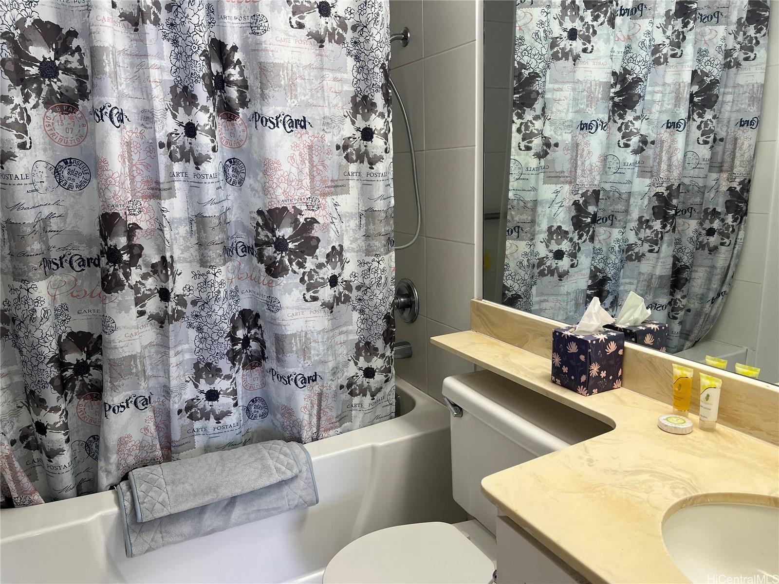 Discovery Bay condo # 3613, Honolulu, Hawaii - photo 11 of 12