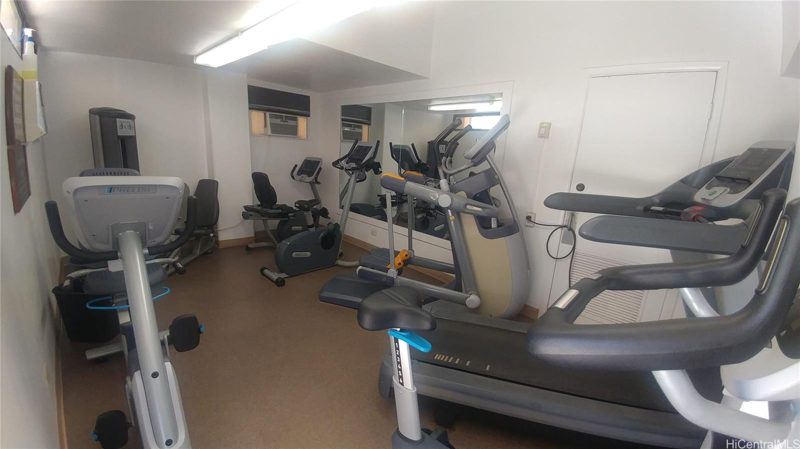 1778 Ala Moana Blvd Honolulu - Rental - photo 8 of 9