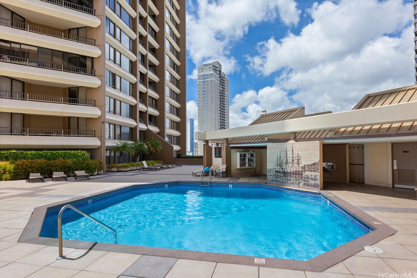 Discovery Bay condo # 3903, Honolulu, Hawaii - photo 19 of 25