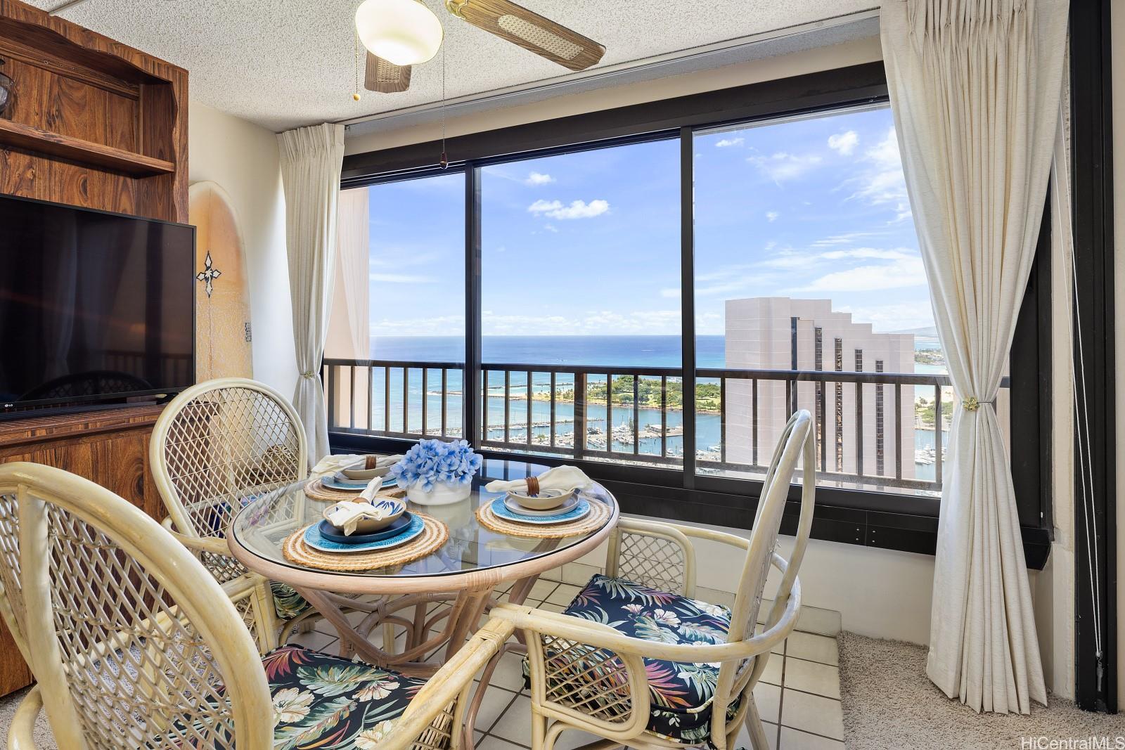 Discovery Bay condo # 3903, Honolulu, Hawaii - photo 4 of 25