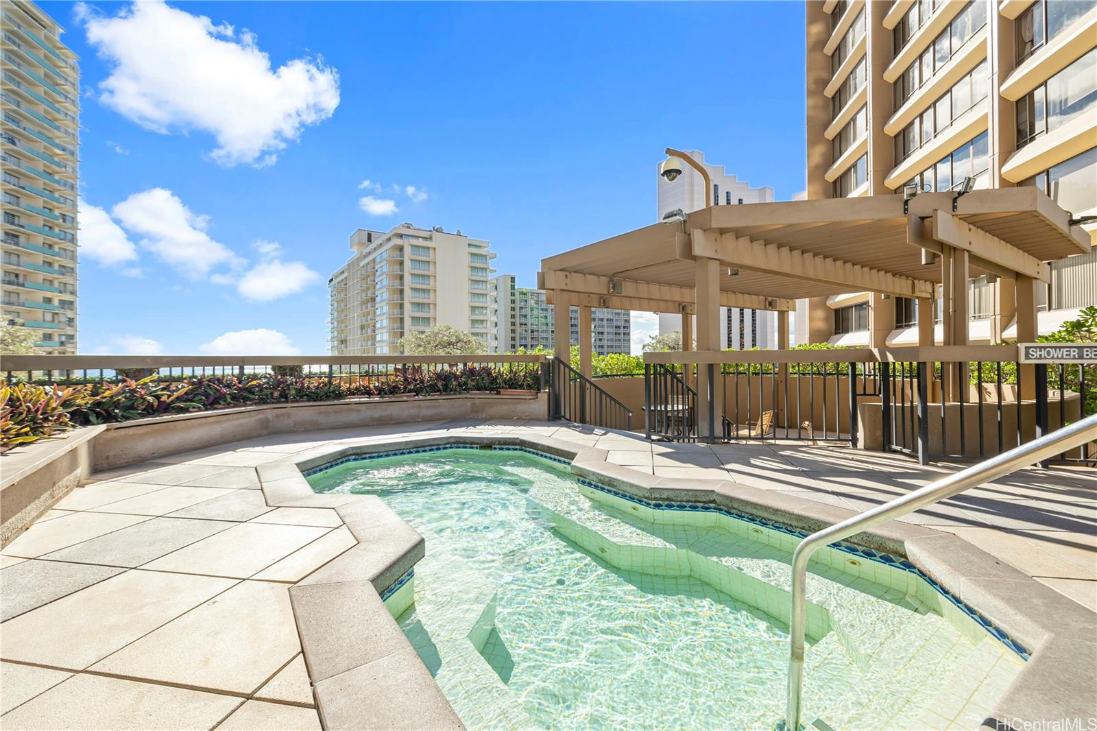 Discovery Bay condo # 3905, Honolulu, Hawaii - photo 16 of 20