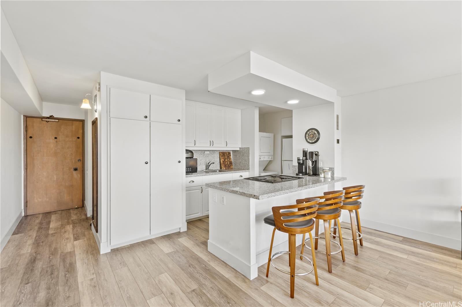 Discovery Bay condo # 3905, Honolulu, Hawaii - photo 5 of 18