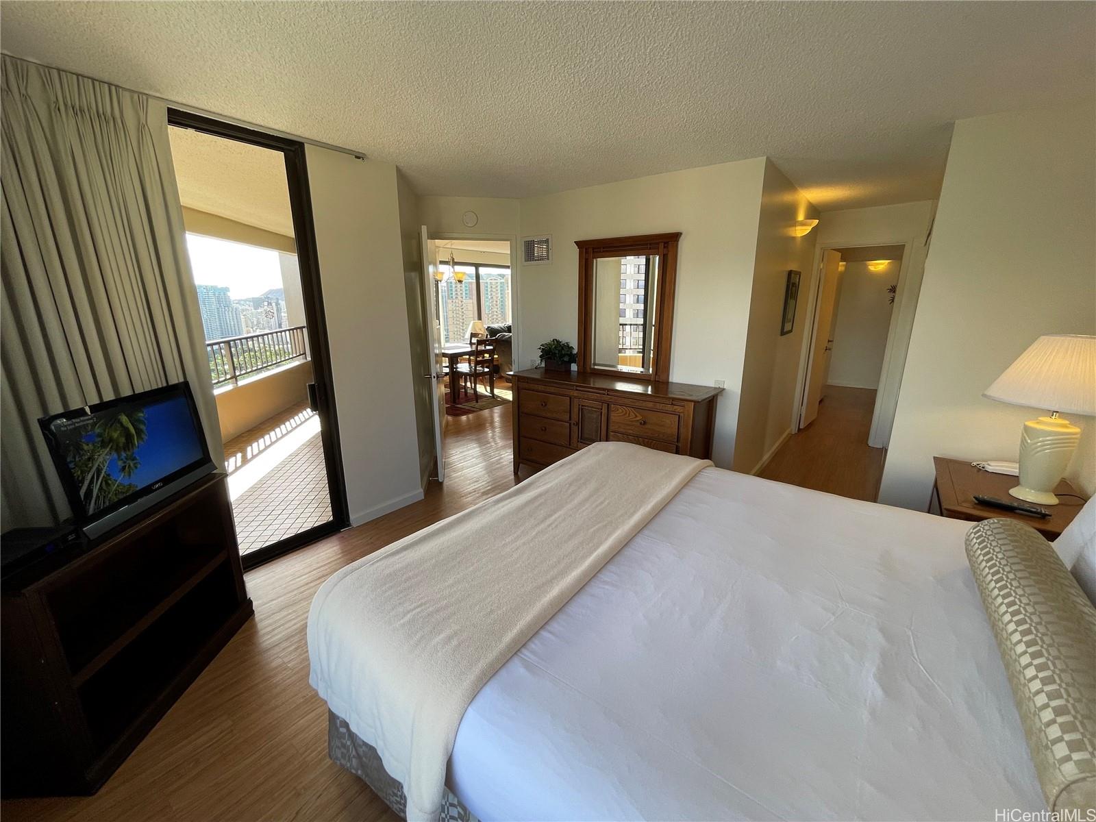 Discovery Bay condo # 3916, Honolulu, Hawaii - photo 13 of 24