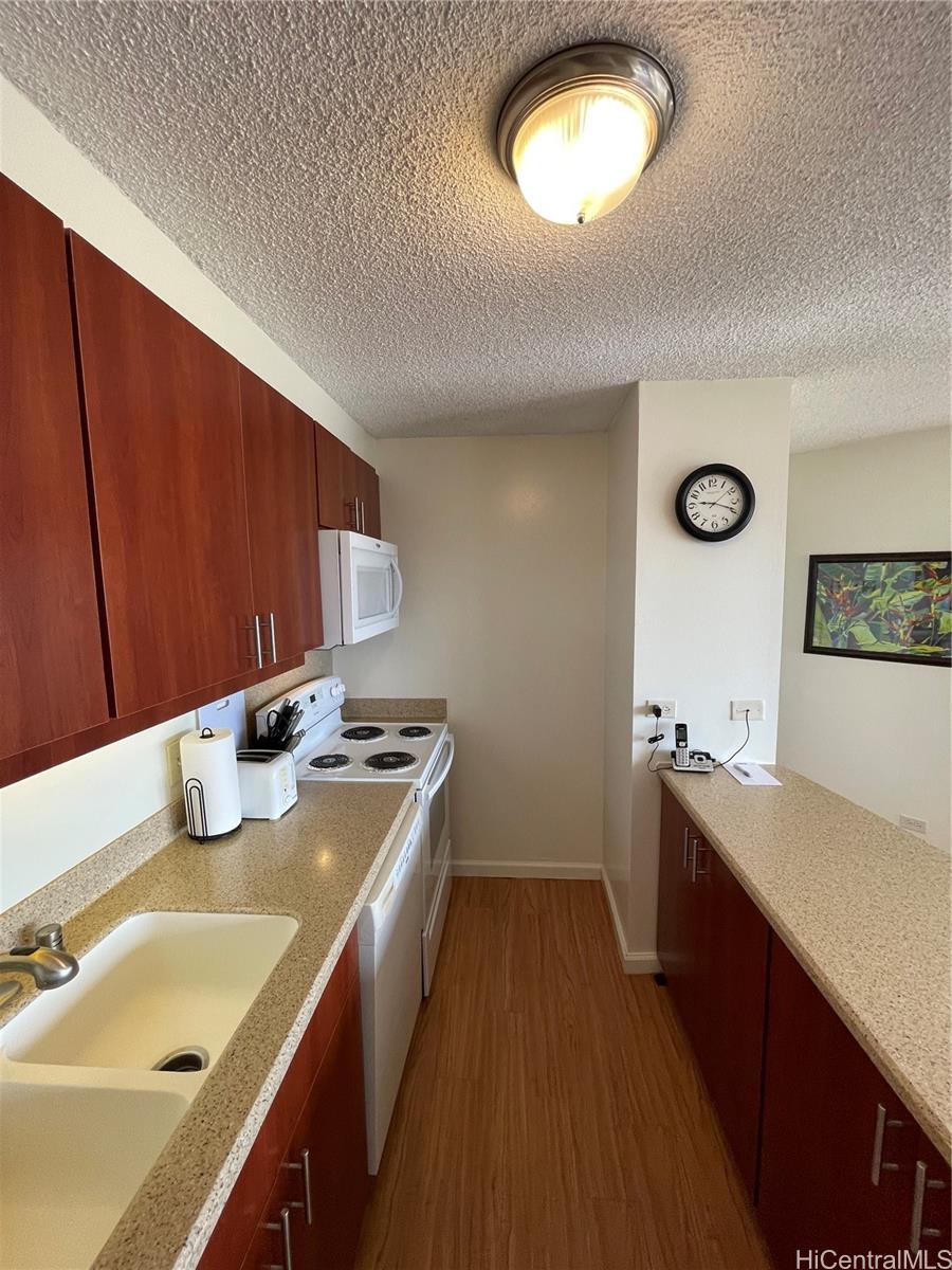 Discovery Bay condo # 3916, Honolulu, Hawaii - photo 6 of 24